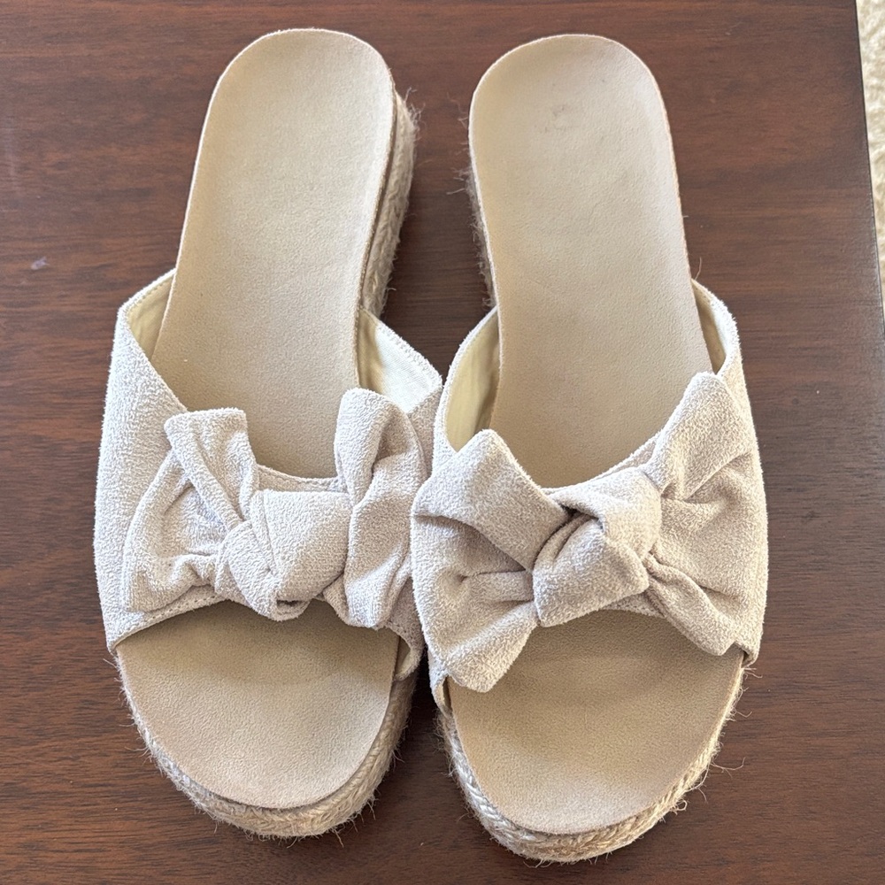 Women's Cream Bow Slide Sandals